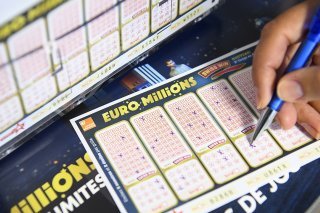 Personne n'ayant trouvé les cinq bons numéros et les deux étoiles, la cagnotte du tirage de vendredi se monte à 60 millions de francs.